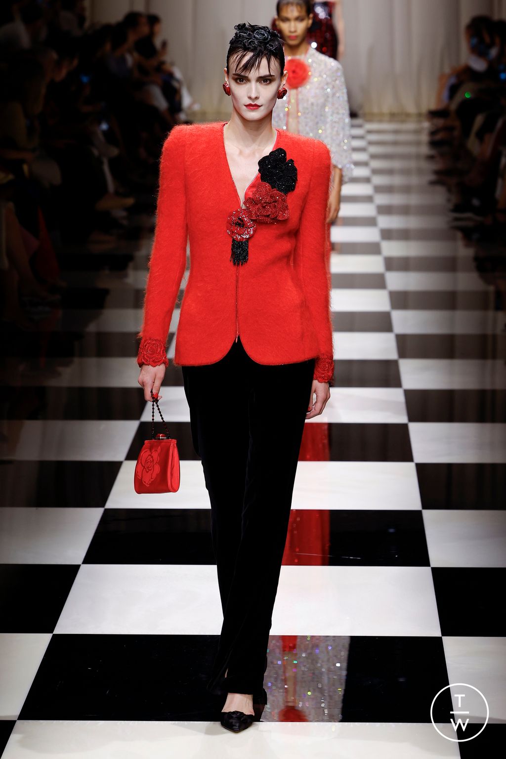 Fashion Week Paris Fall/Winter 2023 look 26 from the Giorgio Armani Privé collection couture