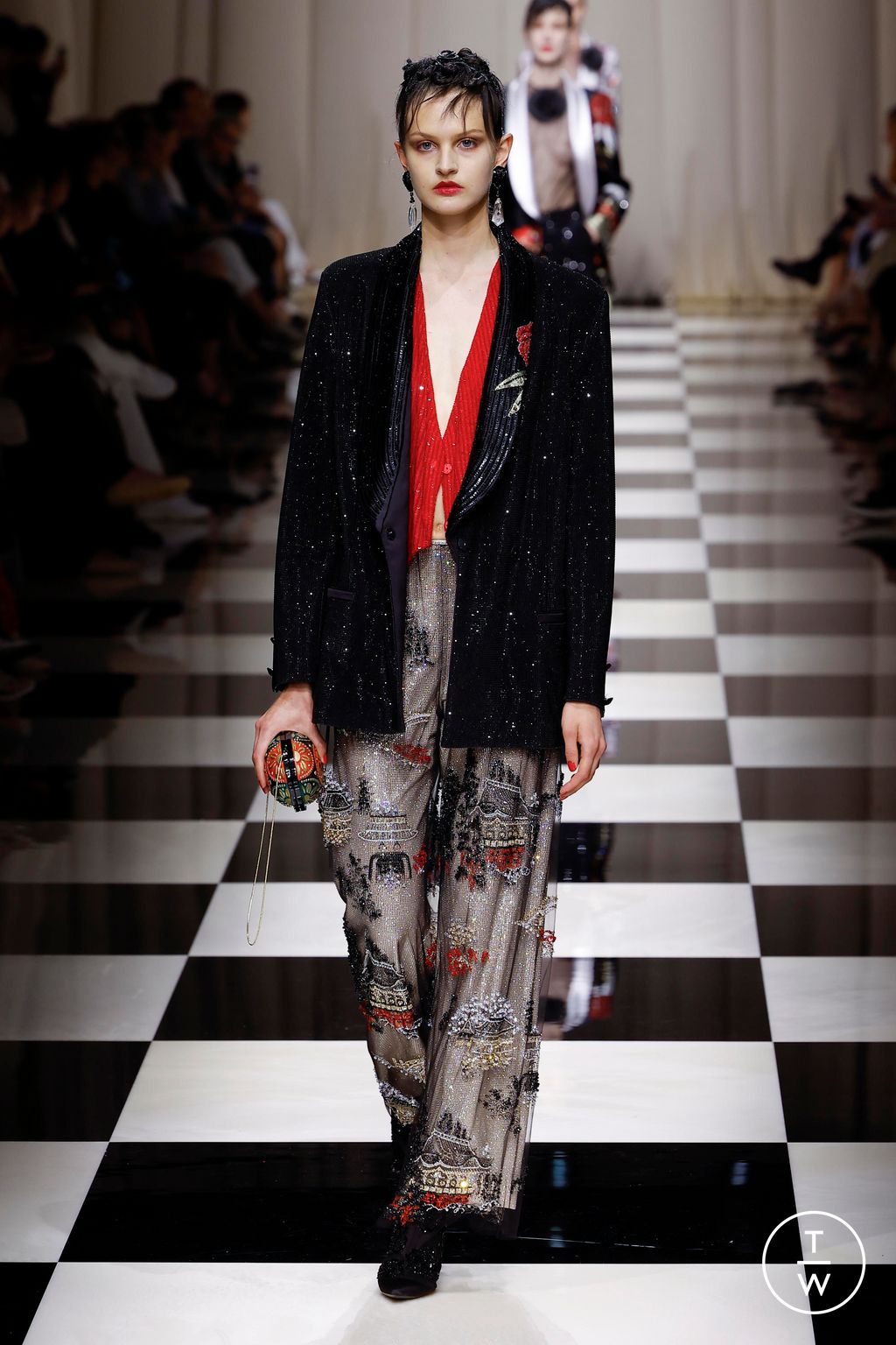 Fashion Week Paris Fall/Winter 2023 look 59 de la collection Giorgio Armani Privé couture