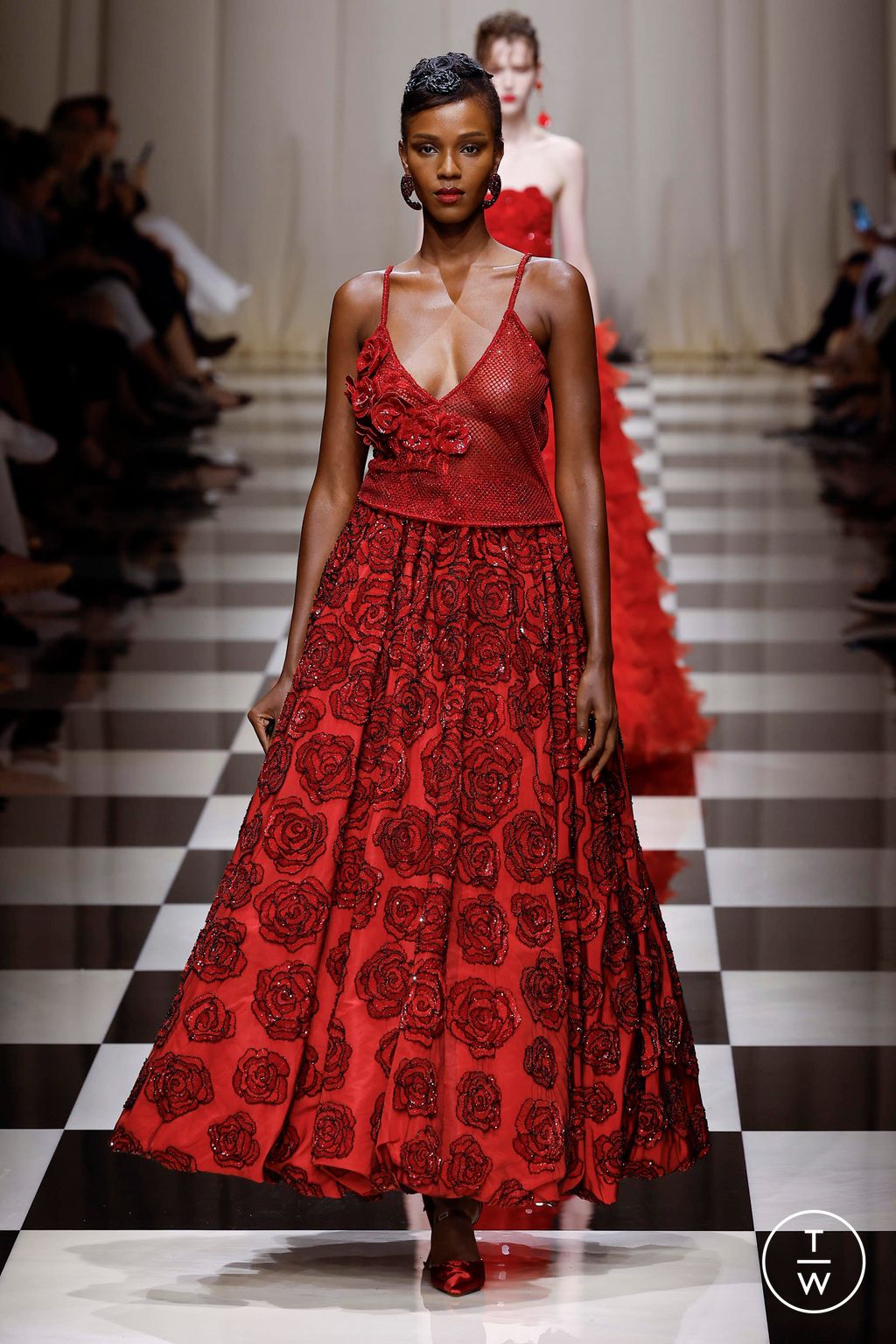 Fashion Week Paris Fall/Winter 2023 look 65 from the Giorgio Armani Privé collection couture