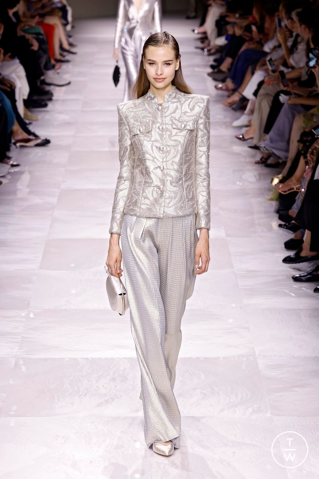 Giorgio Armani Prive FW24 couture 5 Tagwalk el buscador de moda