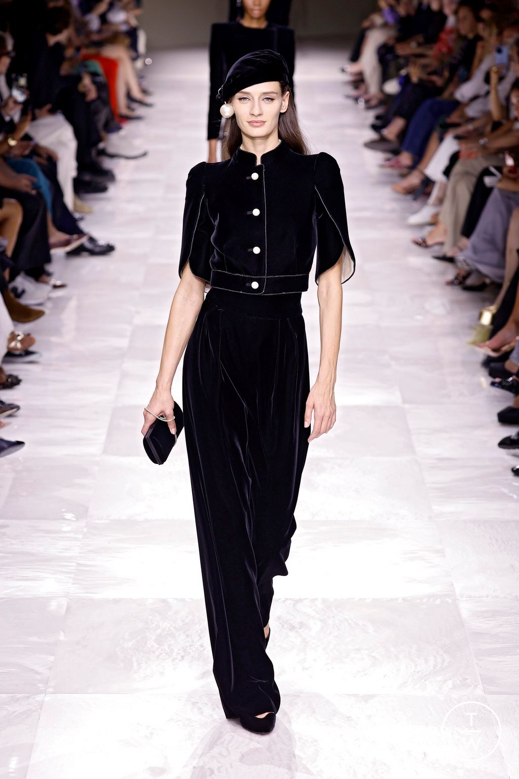 Fashion Week Paris Fall/Winter 2024 look 13 from the Giorgio Armani Privé collection couture