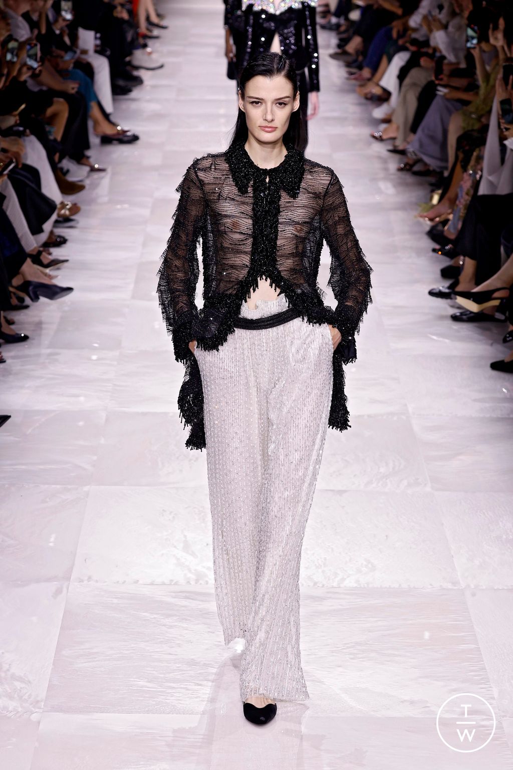 Fashion Week Paris Fall/Winter 2024 look 43 from the Giorgio Armani Privé collection couture