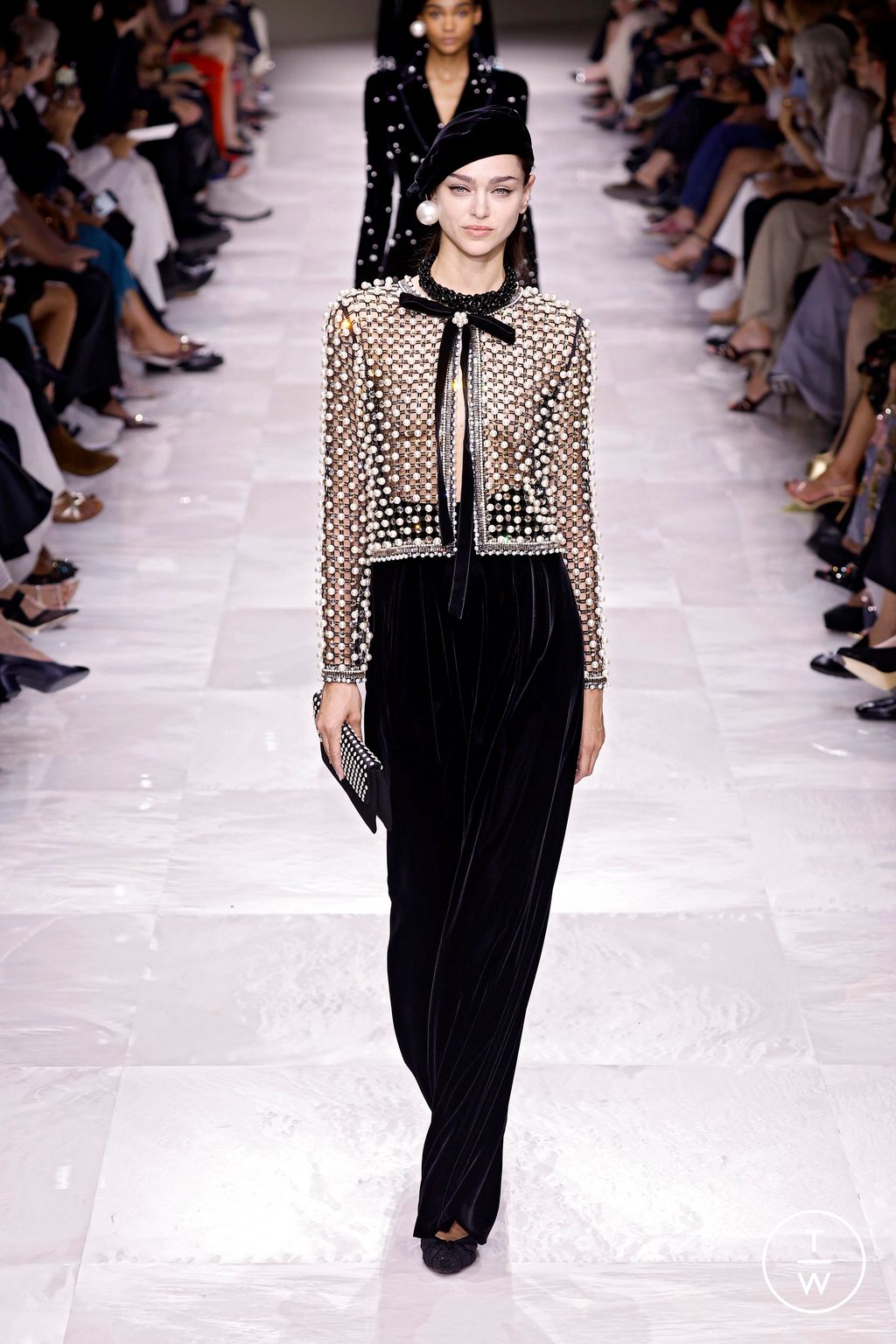 Fashion Week Paris Fall/Winter 2024 look 63 from the Giorgio Armani Privé collection couture