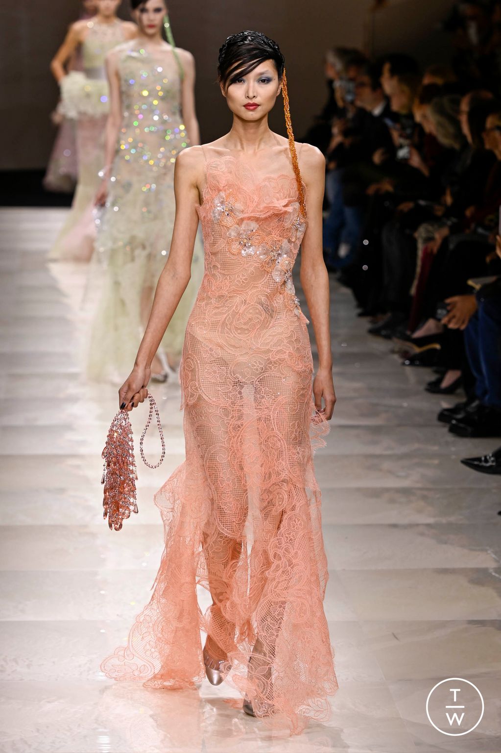 Fashion Week Paris Spring/Summer 2024 look 7 from the Giorgio Armani Privé collection couture