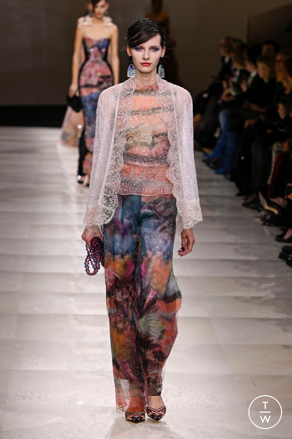 Fashion Week Paris Spring/Summer 2024 look 19 from the Giorgio Armani Privé collection couture