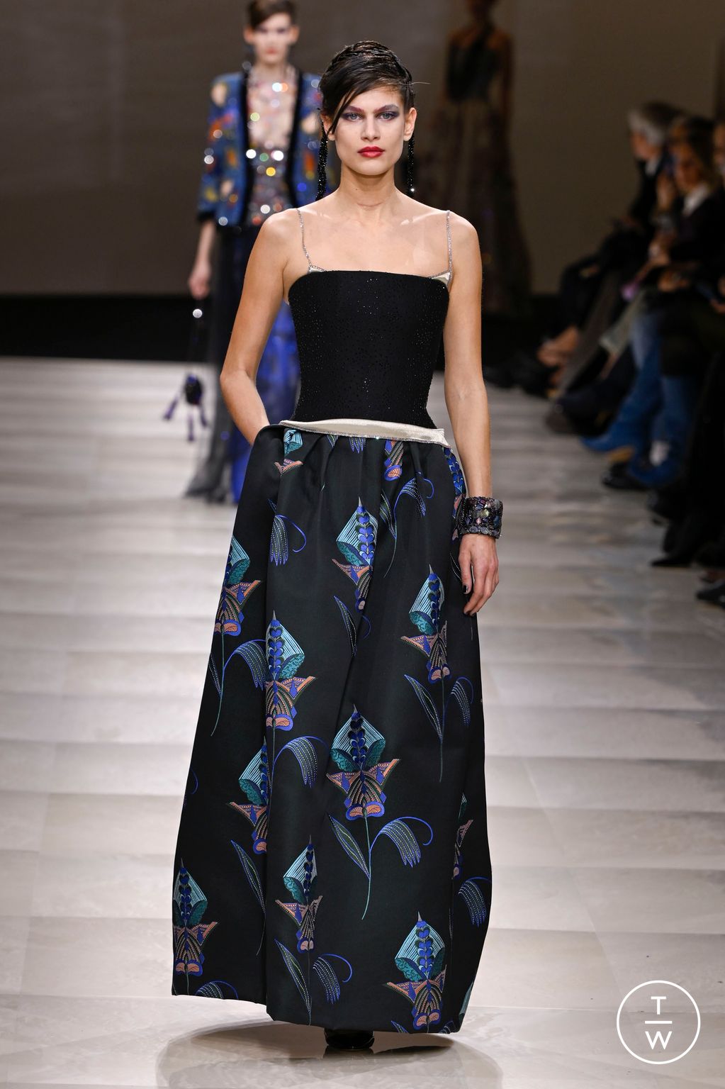 Fashion Week Paris Spring/Summer 2024 look 43 from the Giorgio Armani Privé collection 高级定制