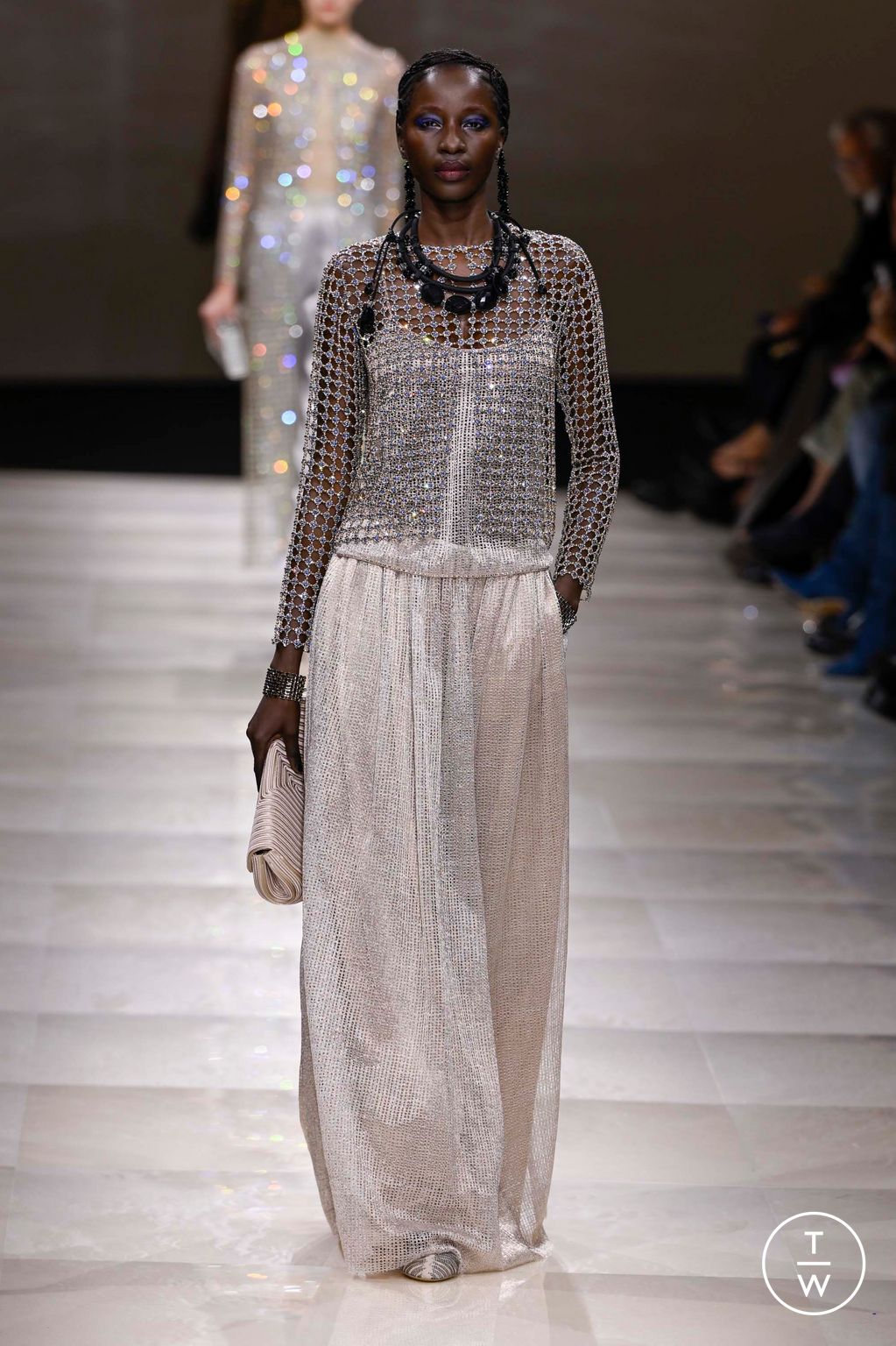 Fashion Week Paris Spring/Summer 2024 look 58 from the Giorgio Armani Privé collection 高级定制