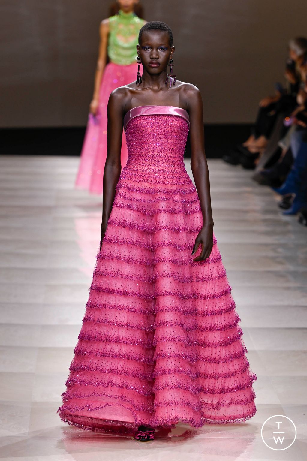 Fashion Week Paris Spring/Summer 2024 look 72 from the Giorgio Armani Privé collection 高级定制