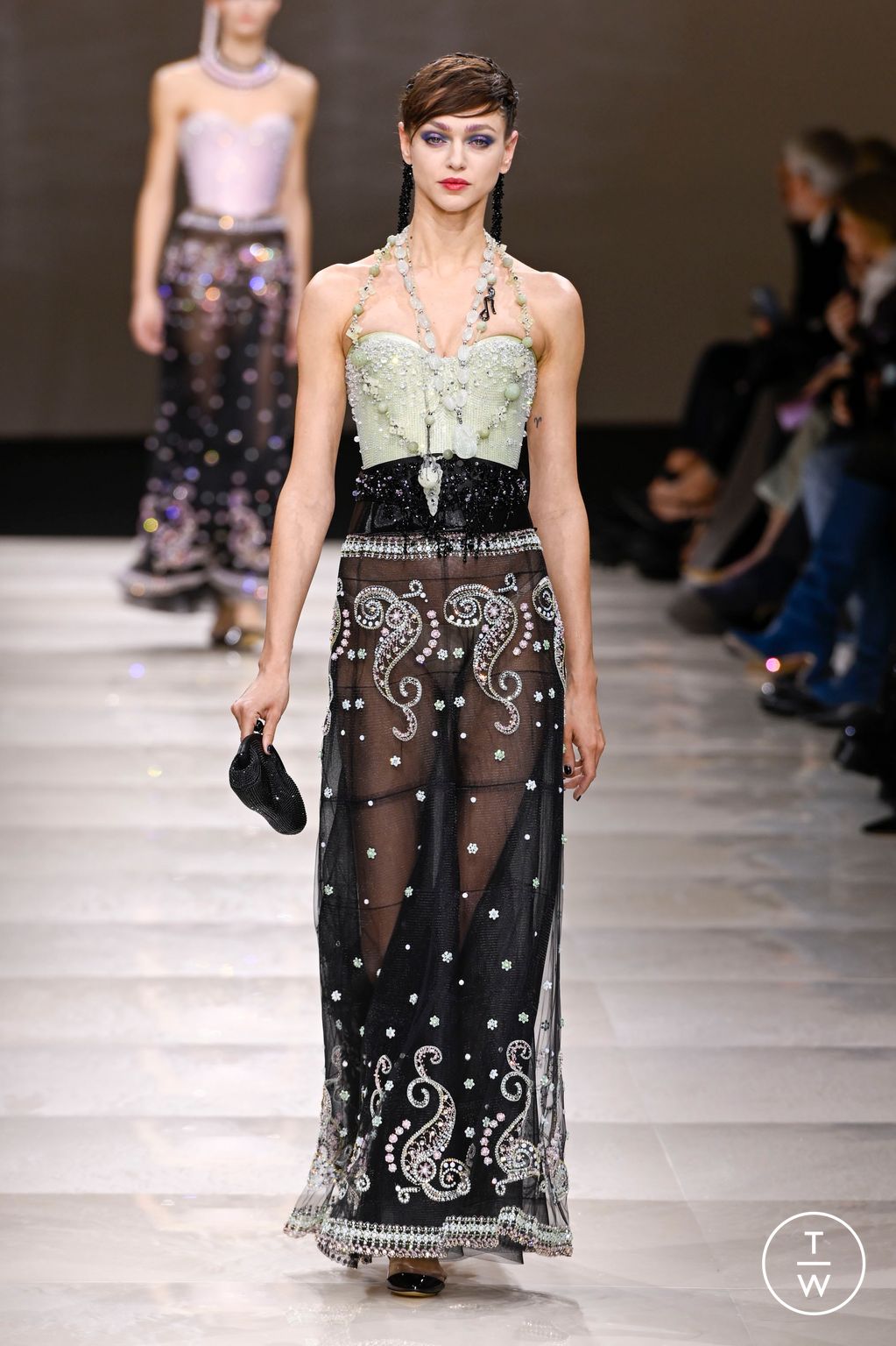 Fashion Week Paris Spring/Summer 2024 look 79 from the Giorgio Armani Privé collection 高级定制