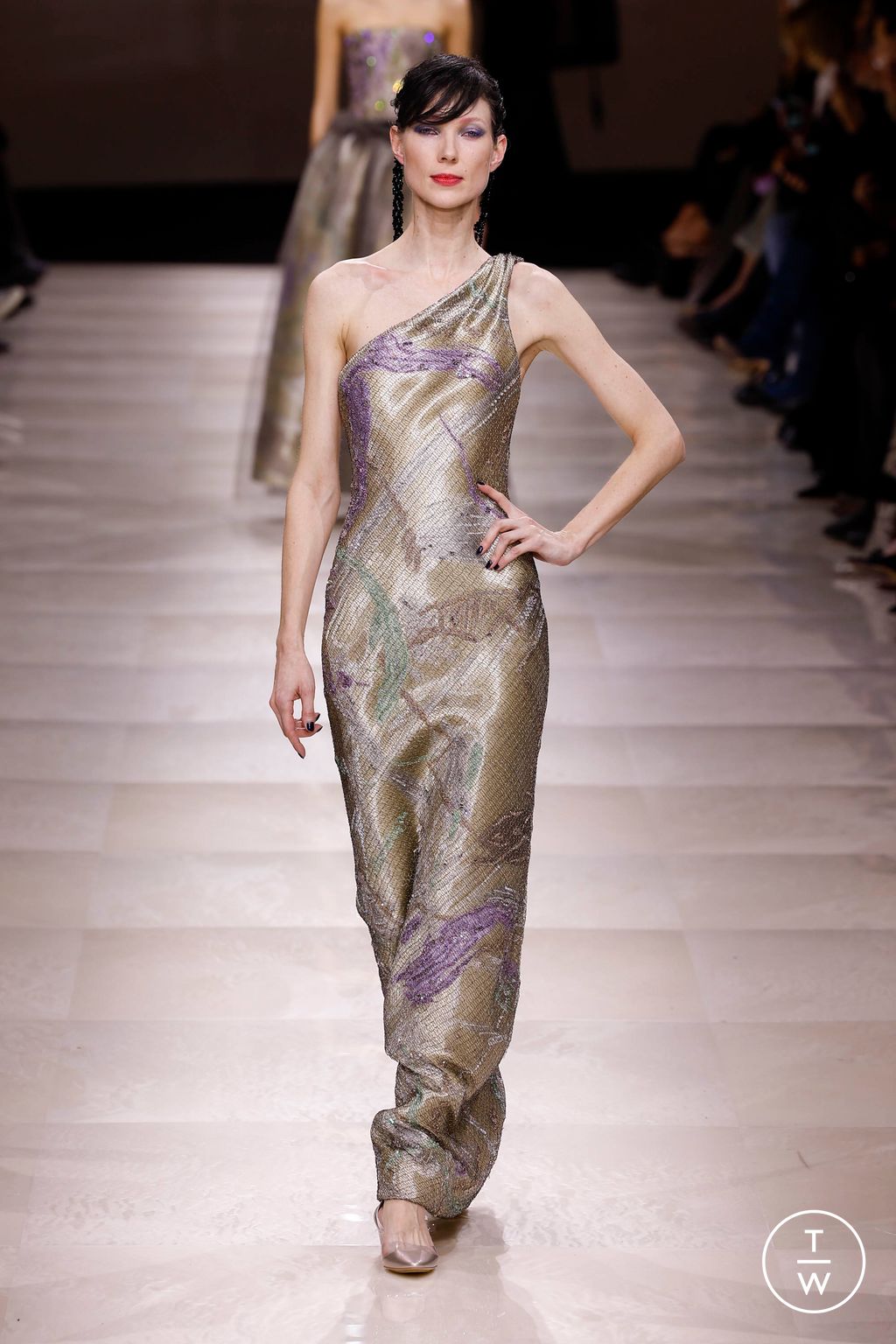 Fashion Week Paris Spring/Summer 2024 look 92 from the Giorgio Armani Privé collection couture