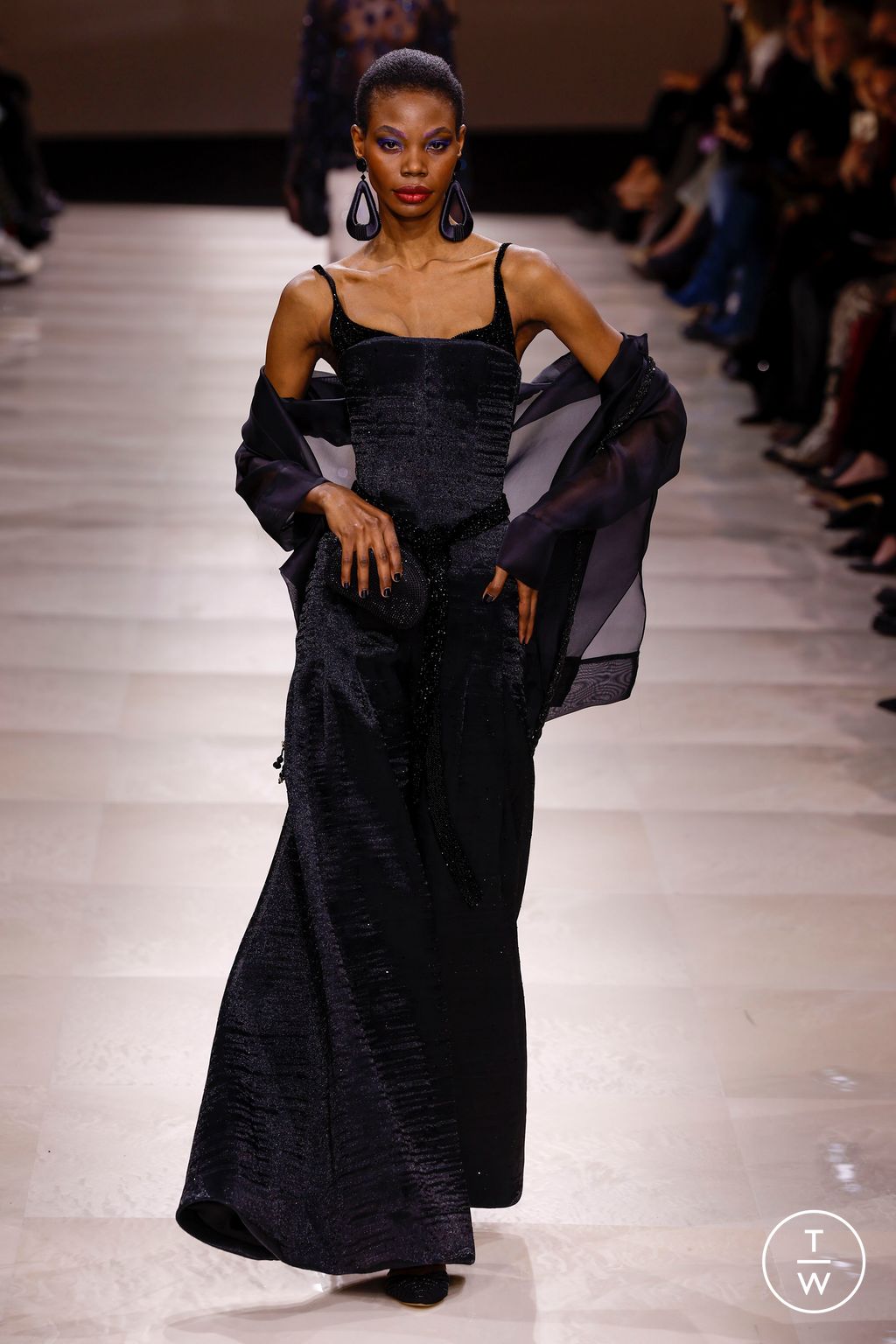 Fashion Week Paris Spring/Summer 2024 look 90 from the Giorgio Armani Privé collection couture
