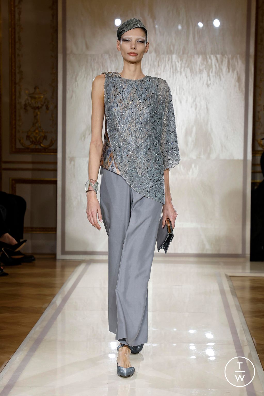 Fashion Week Paris Spring/Summer 2025 look 3 from the Giorgio Armani Privé collection couture