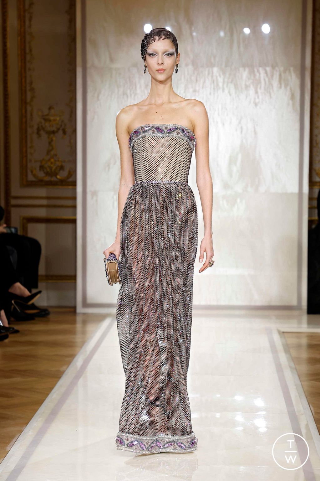 Fashion Week Paris Spring/Summer 2025 look 33 from the Giorgio Armani Privé collection couture