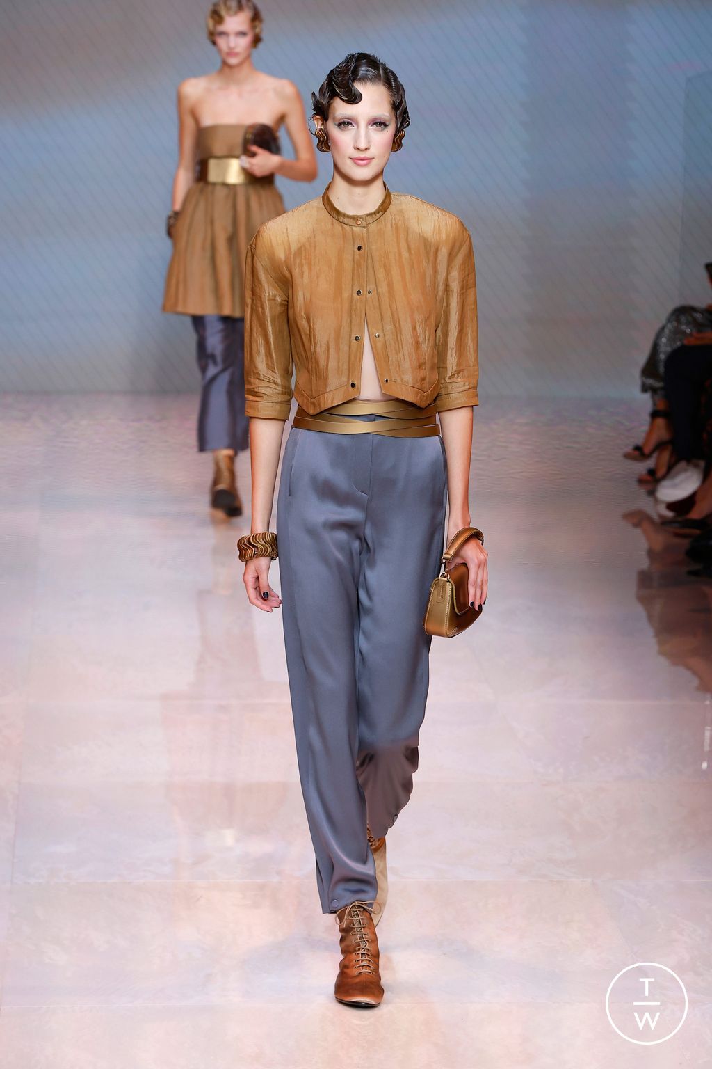Fashion Week Milan Spring/Summer 2024 look 4 from the Giorgio Armani collection 女装