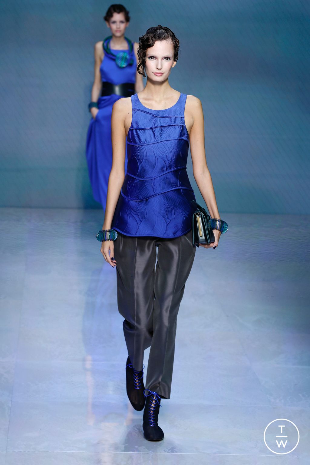 Fashion Week Milan Spring/Summer 2024 look 17 from the Giorgio Armani collection womenswear