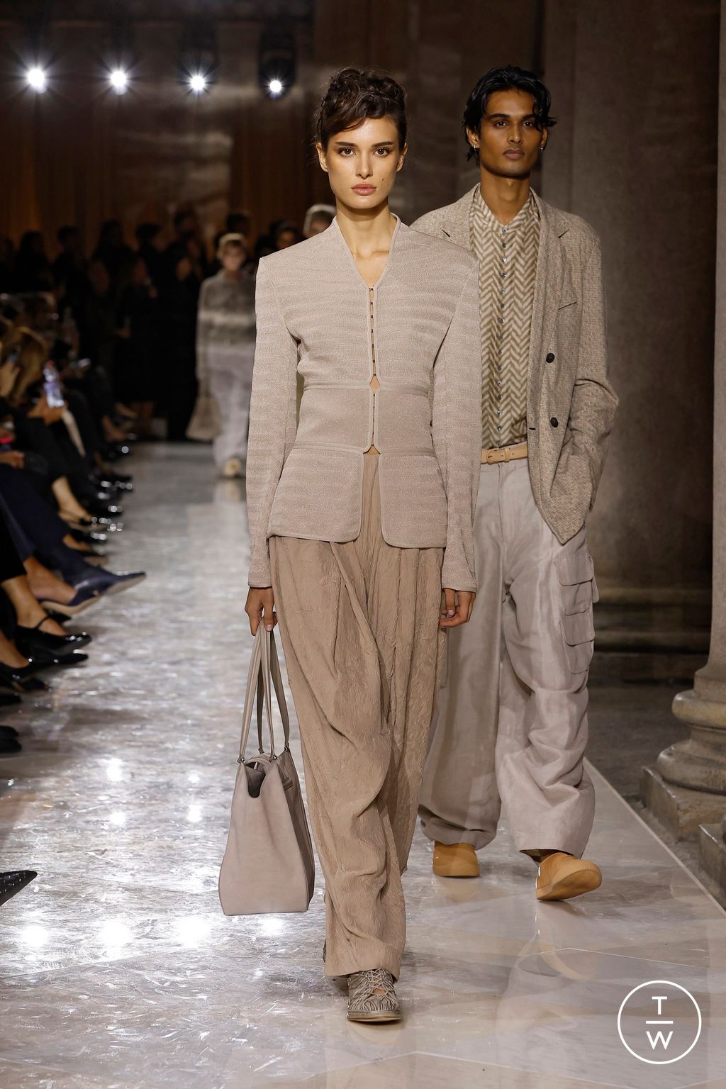 Fashion Week Milan Spring/Summer 2026 look 6 de la collection Giorgio Armani womenswear