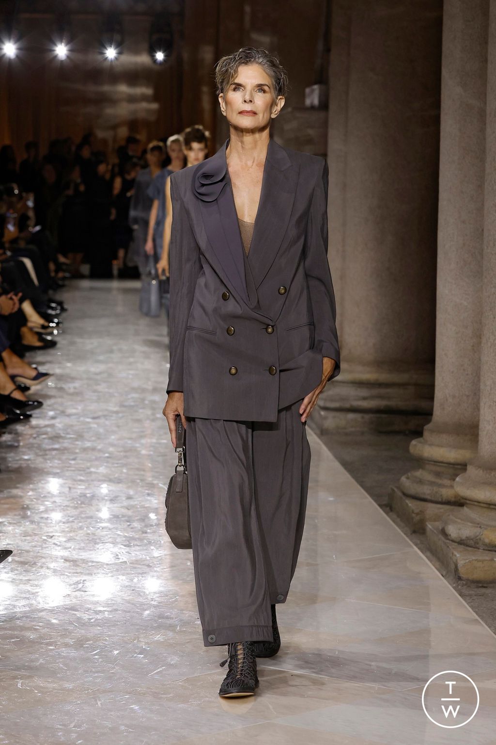 Fashion Week Milan Spring/Summer 2026 look 16 de la collection Giorgio Armani womenswear