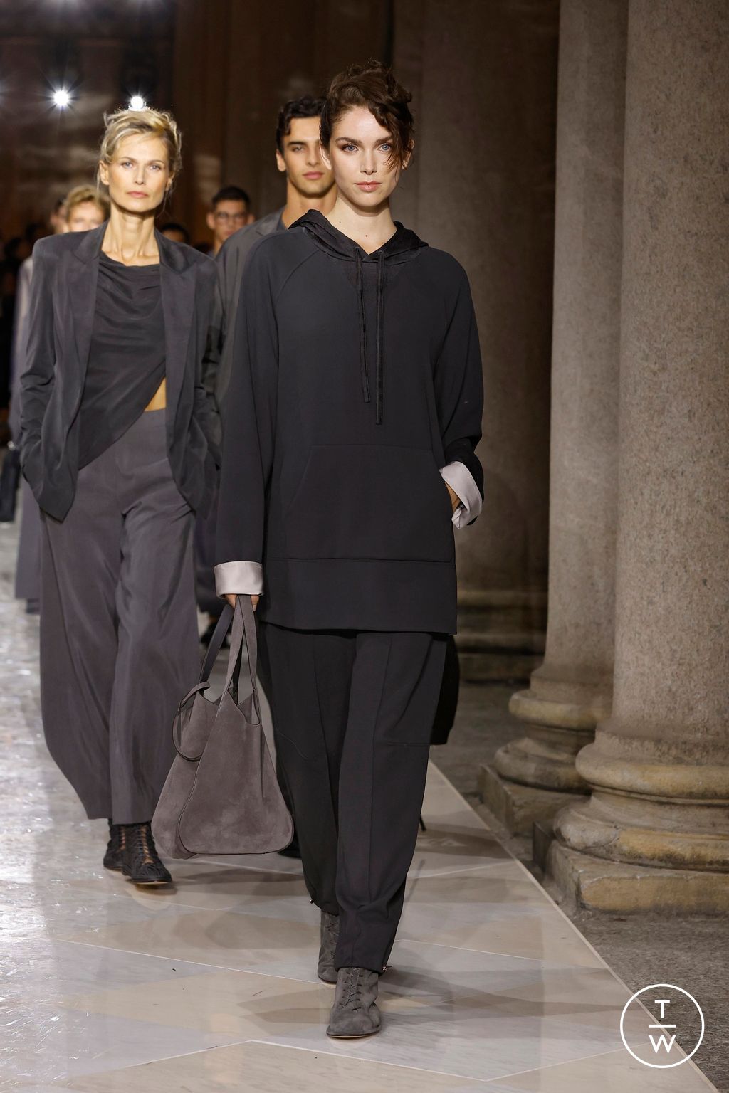 Fashion Week Milan Spring/Summer 2026 look 20 de la collection Giorgio Armani womenswear