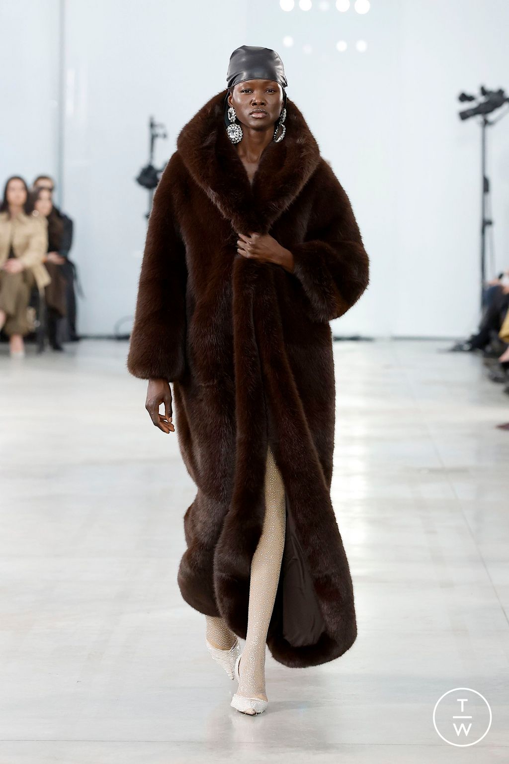 Fashion Week Milan Fall/Winter 2025 look 17 from the Giuseppe Di Morabito collection womenswear
