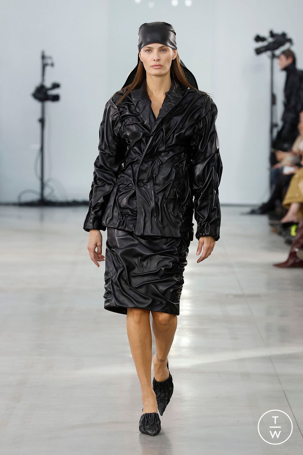 Fashion Week Milan Fall/Winter 2025 look 40 from the Giuseppe Di Morabito collection womenswear