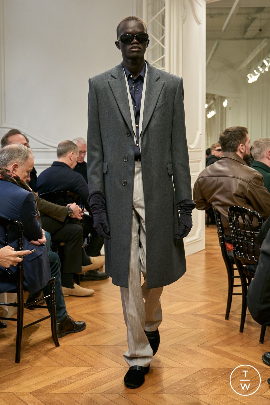Fashion Week Paris Fall/Winter 2024 look 4 from the Givenchy collection menswear
