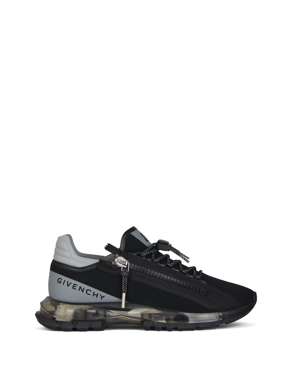 Fashion Week Paris Fall/Winter 2024 look 28 from the Givenchy collection menswear accessories