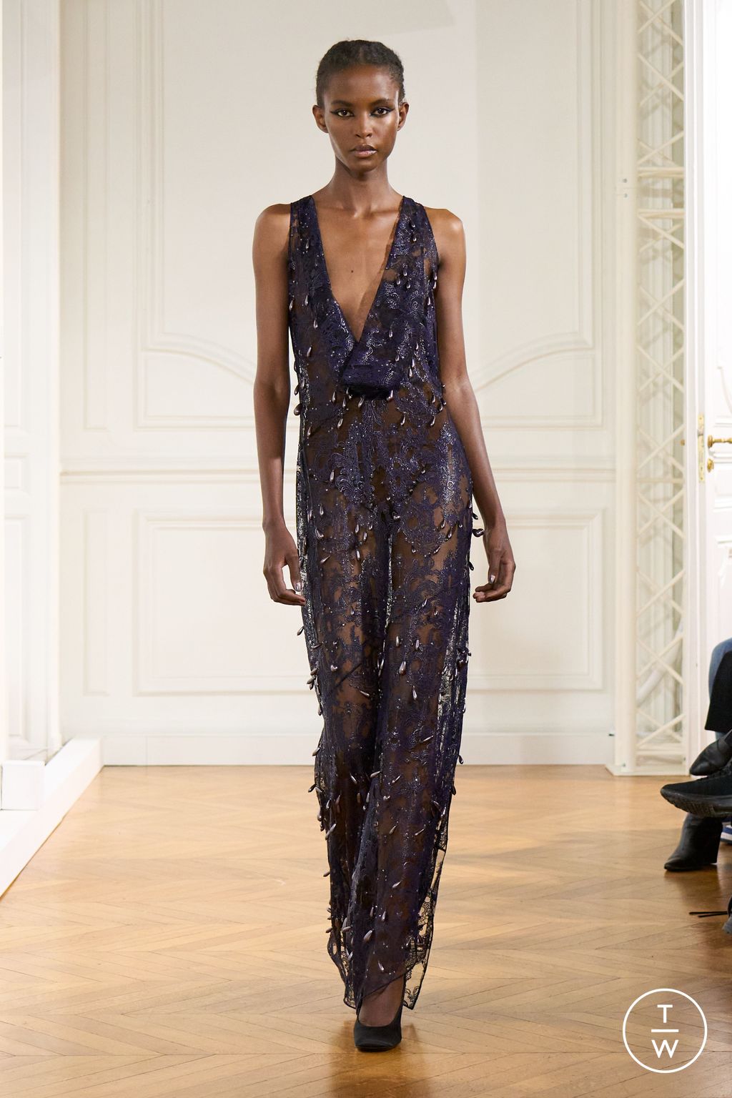 Fashion Week Paris Fall/Winter 2024 look 39 de la collection Givenchy womenswear