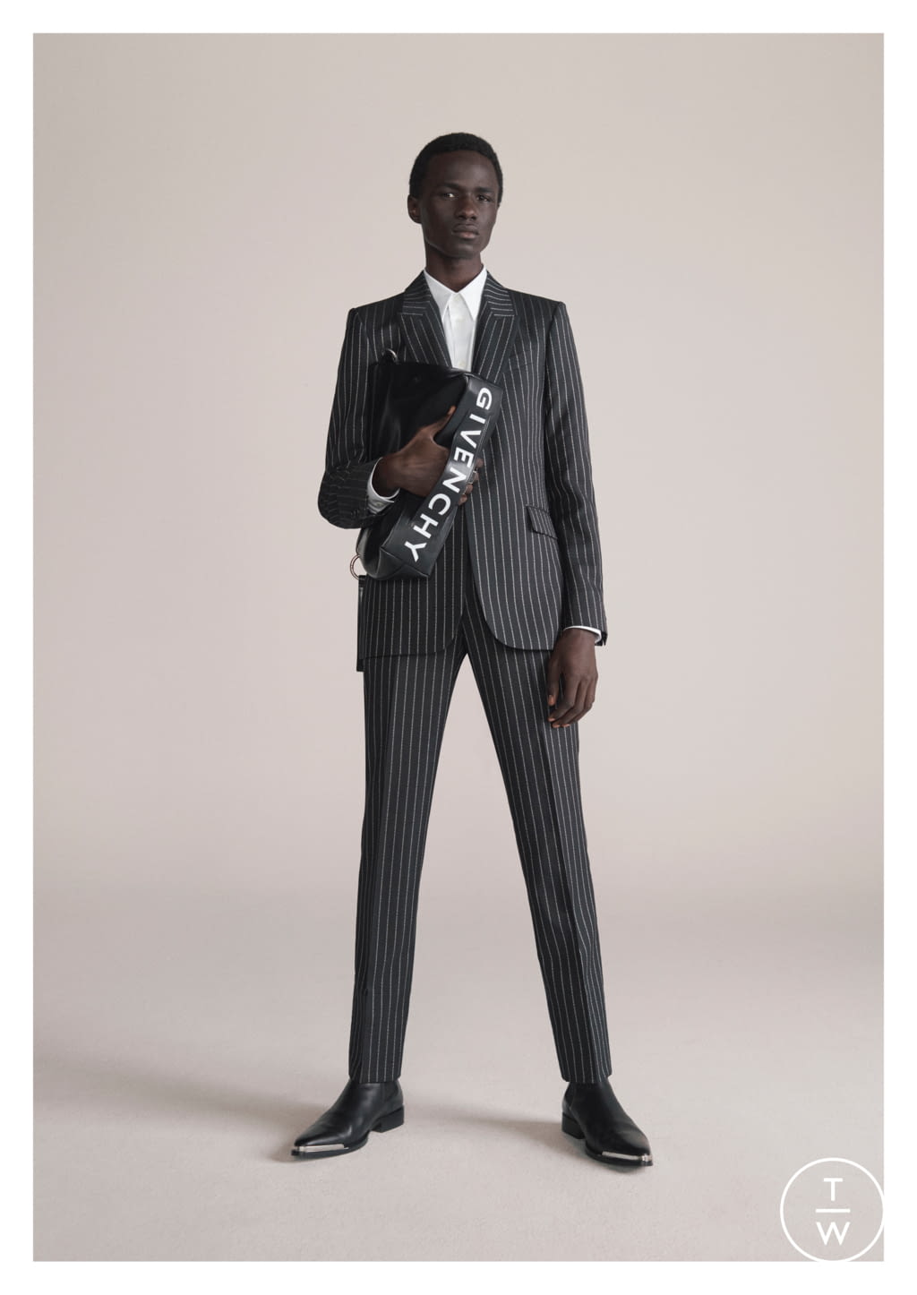 Fashion Week Paris Pre-Fall 2019 look 42 from the Givenchy collection menswear