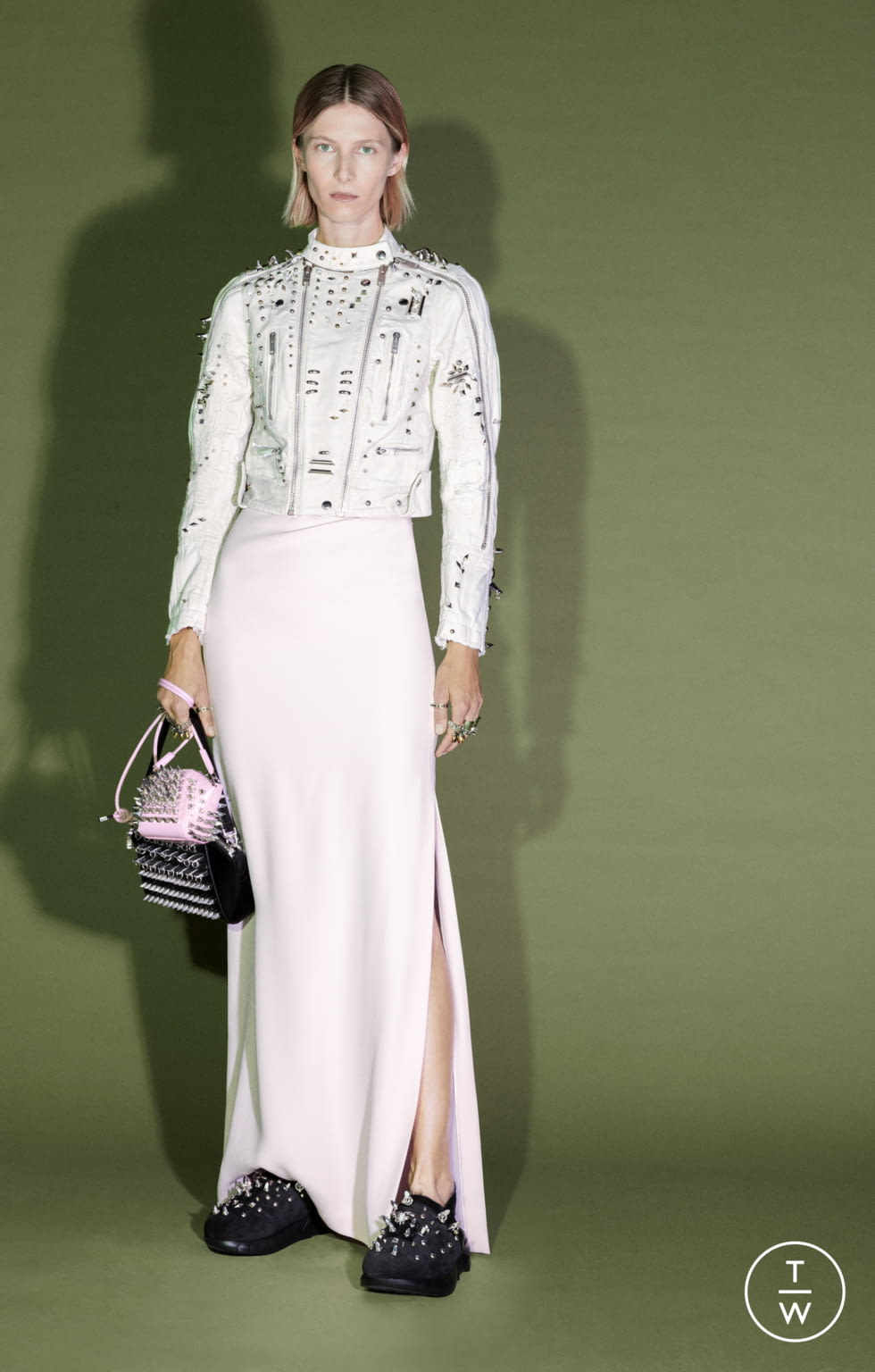 Fashion Week Paris Pre-Fall 2021 look 39 from the Givenchy collection womenswear