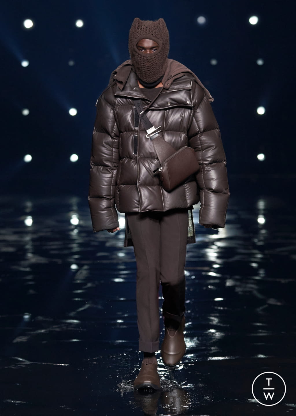 Fashion Week Paris Fall/Winter 2021 look 13 de la collection Givenchy womenswear