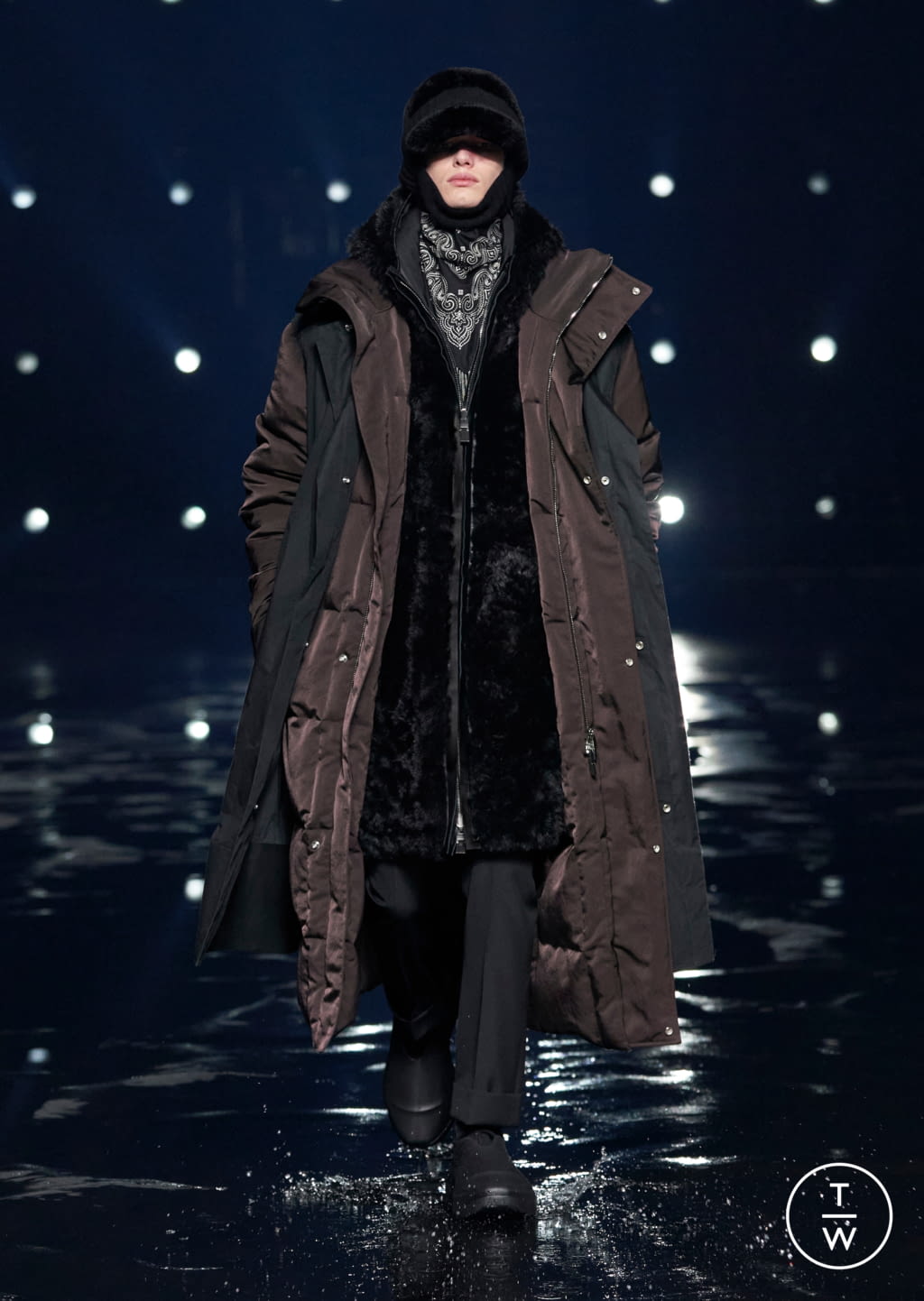 Fashion Week Paris Fall/Winter 2021 look 26 de la collection Givenchy womenswear