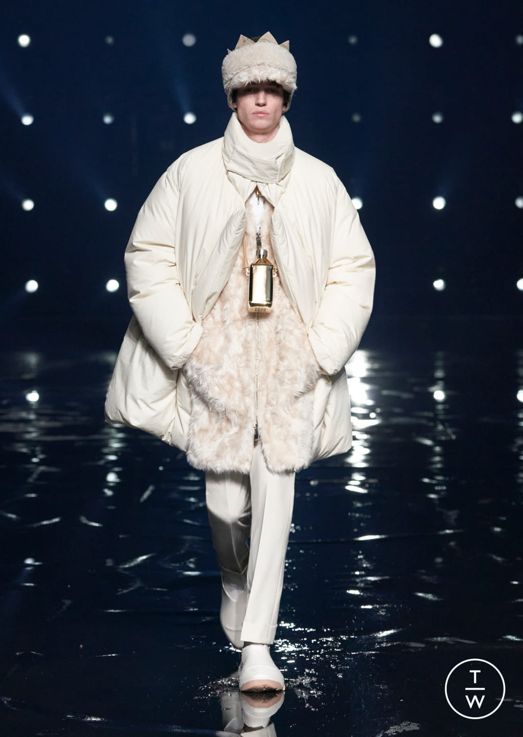 Fashion Week Paris Fall/Winter 2021 look 45 de la collection Givenchy womenswear