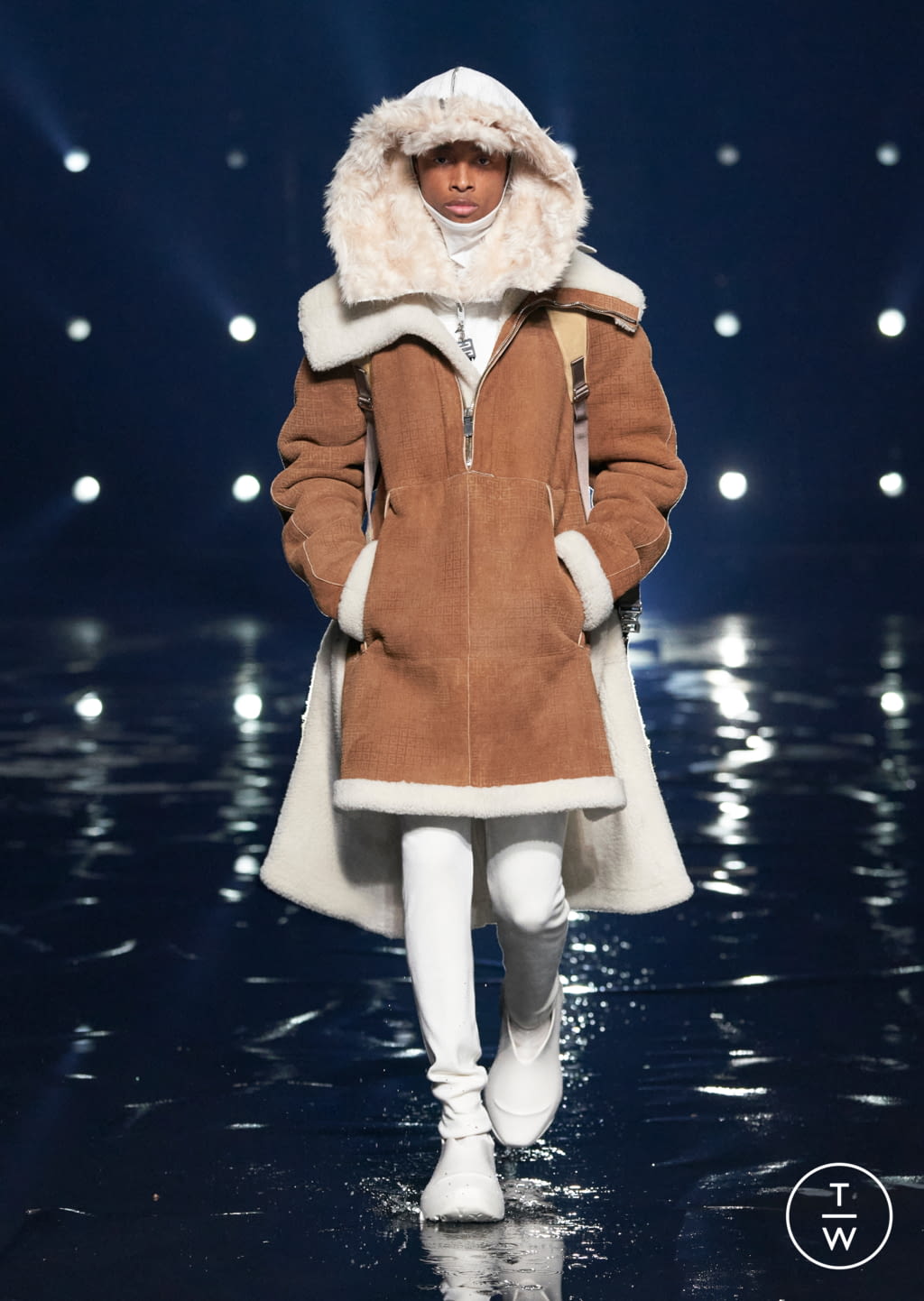 Fashion Week Paris Fall/Winter 2021 look 46 de la collection Givenchy womenswear