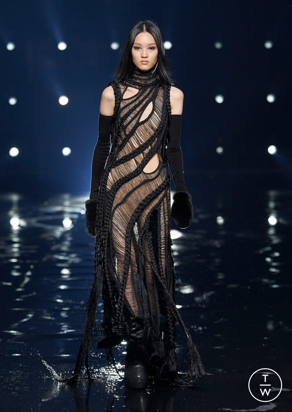 Fashion Week Paris Fall/Winter 2021 look 54 from the Givenchy collection womenswear