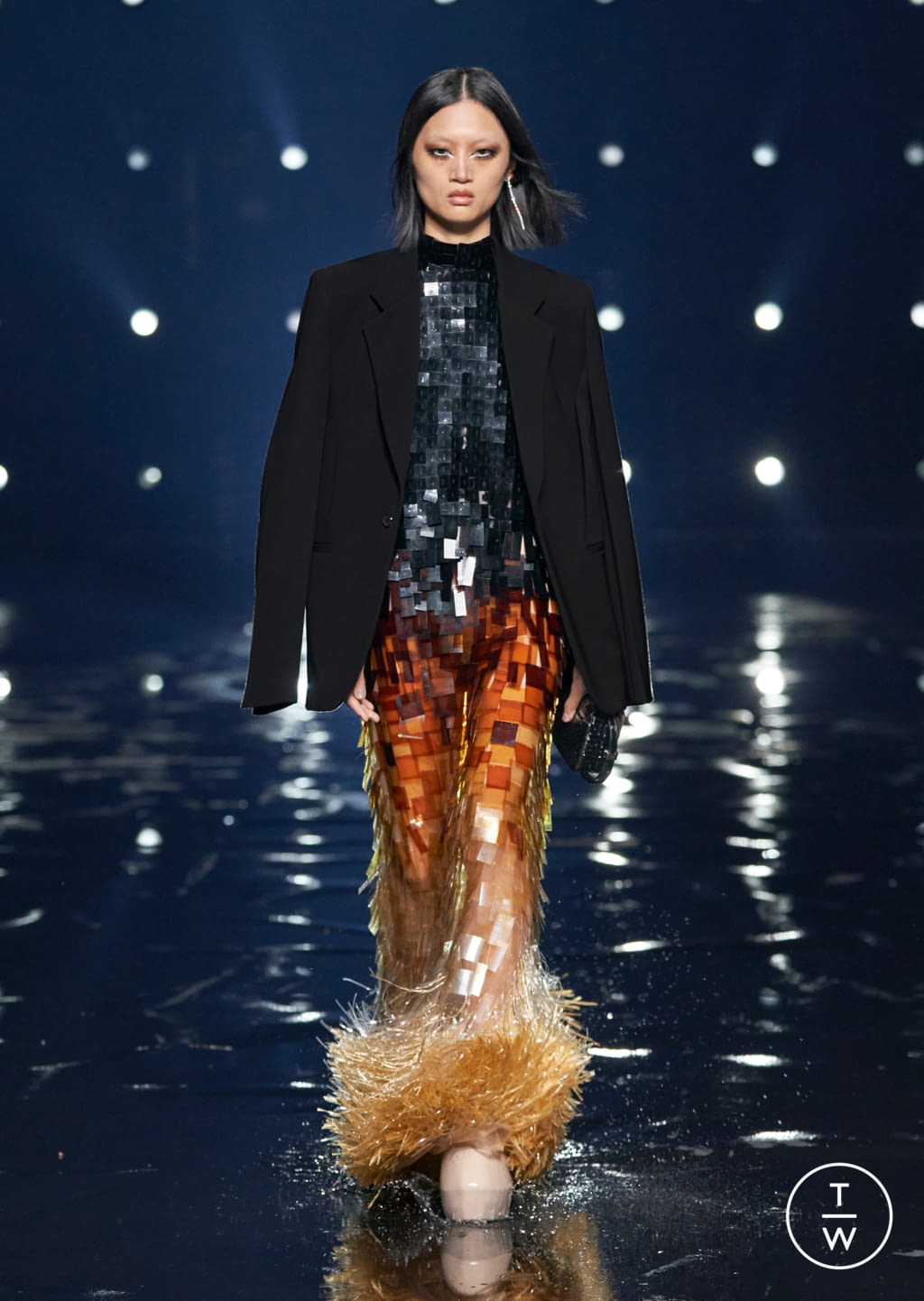 Fashion Week Paris Fall/Winter 2021 look 56 from the Givenchy collection womenswear