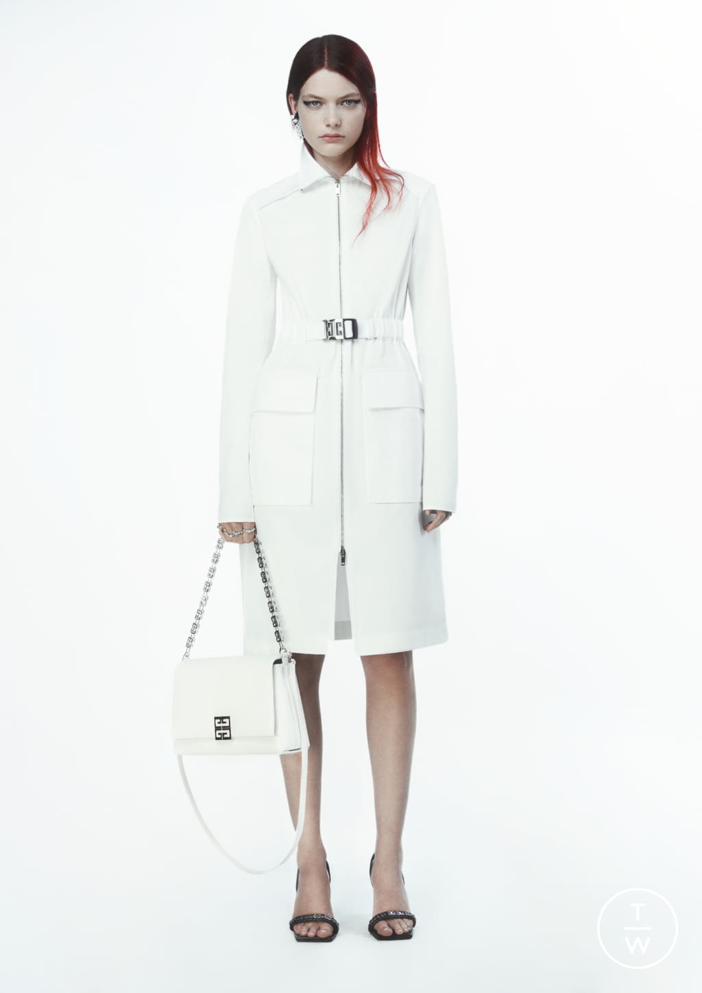 Fashion Week Paris Pre-Fall 2022 look 14 from the Givenchy collection womenswear