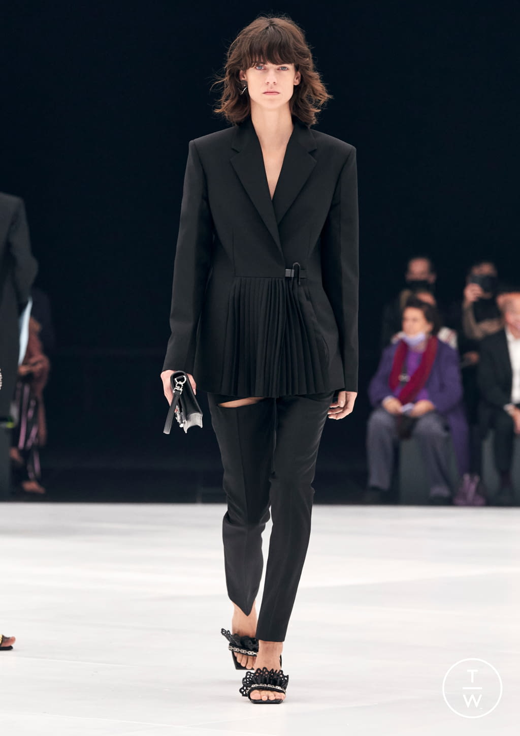 Fashion Week Paris Spring/Summer 2022 look 65 de la collection Givenchy womenswear