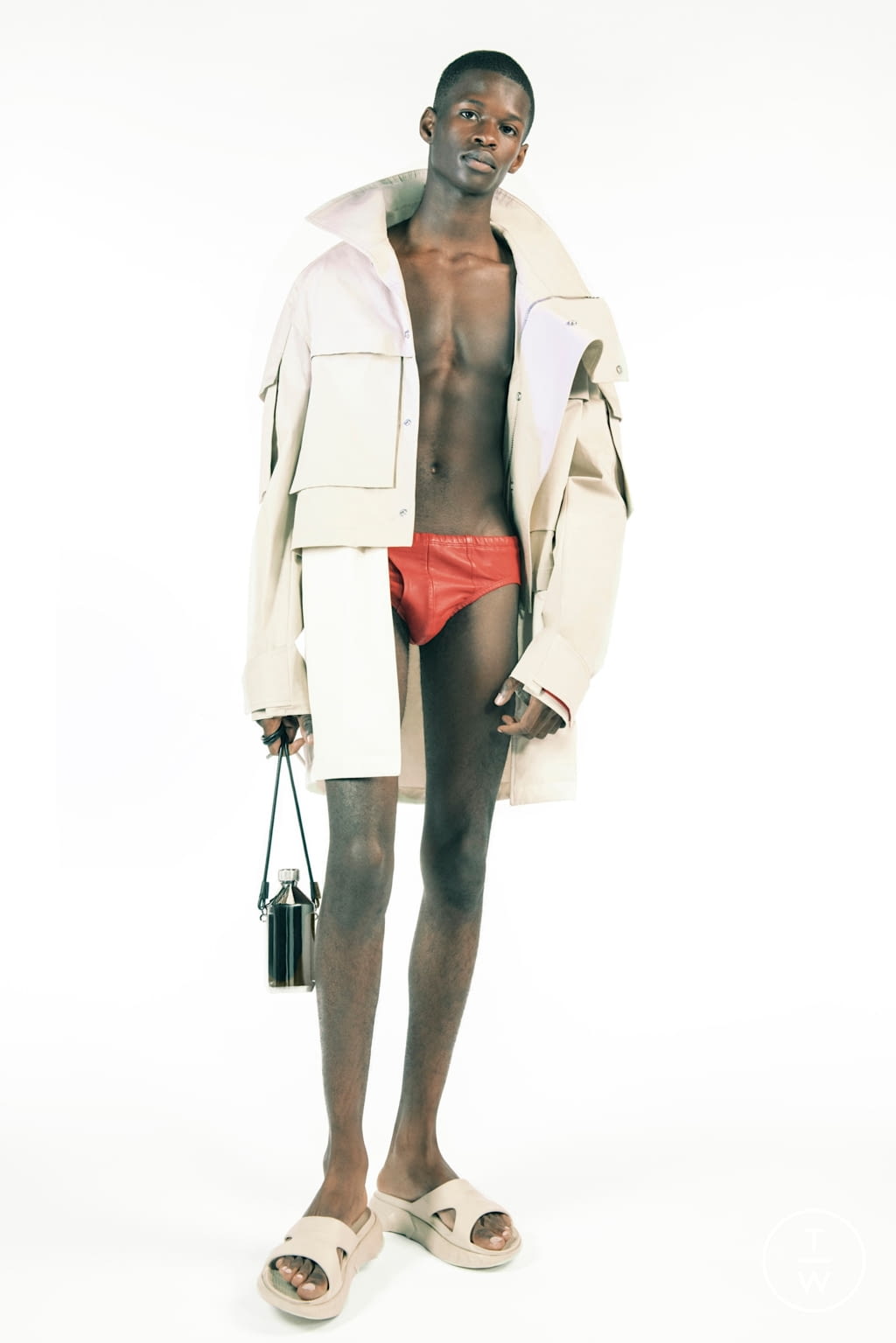 Fashion Week Paris Spring/Summer 2021 look 15 from the Givenchy collection womenswear