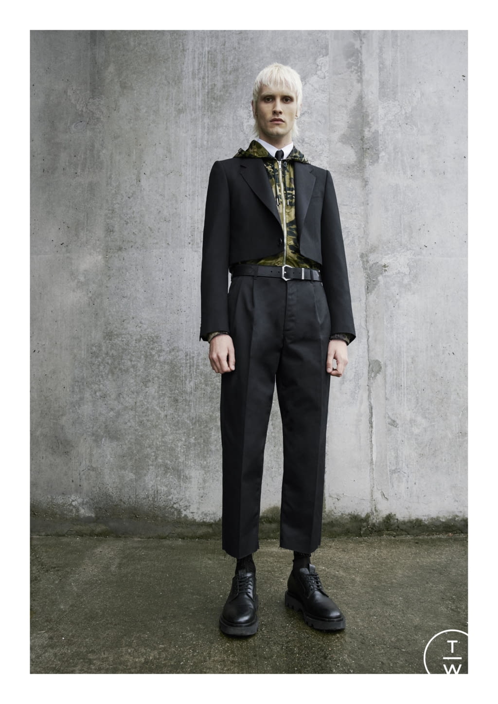 Fashion Week Paris Resort 2020 look 10 from the Givenchy collection womenswear