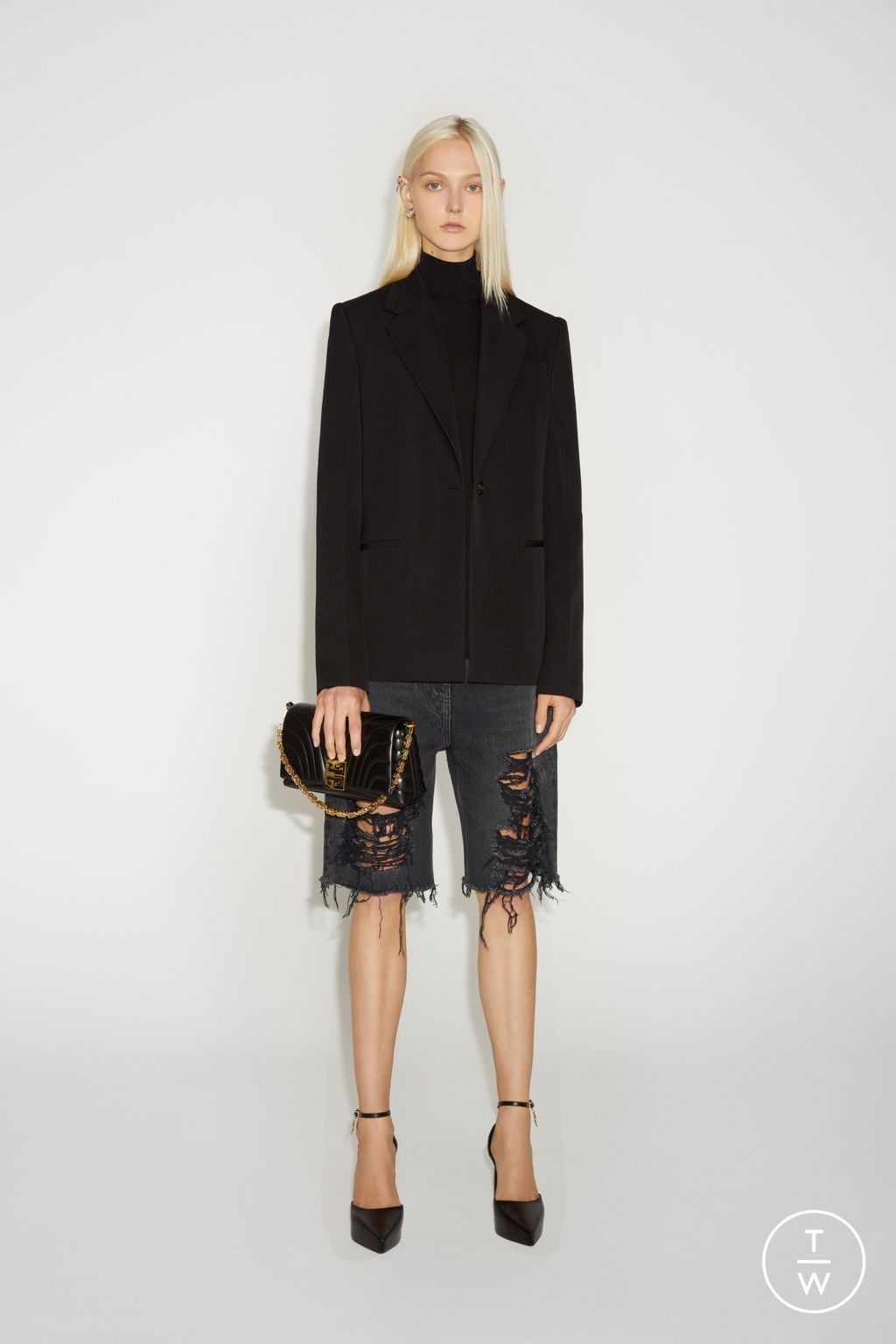 Fashion Week Paris Resort 2023 look 2 from the Givenchy collection womenswear