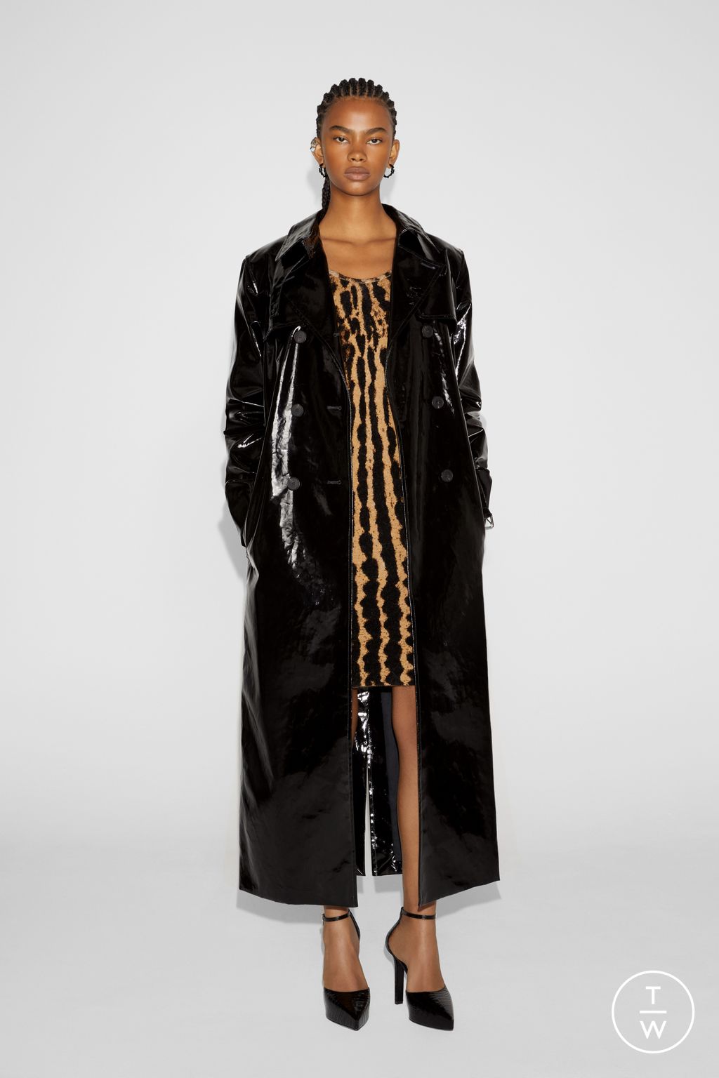 Fashion Week Paris Resort 2023 look 5 de la collection Givenchy womenswear