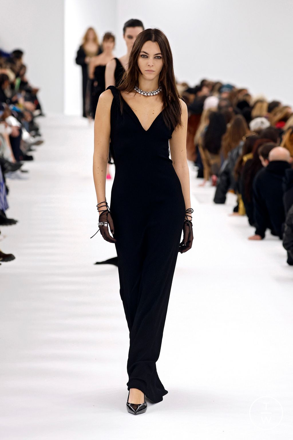Fashion Week Paris Fall/Winter 2023 look 46 de la collection Givenchy womenswear