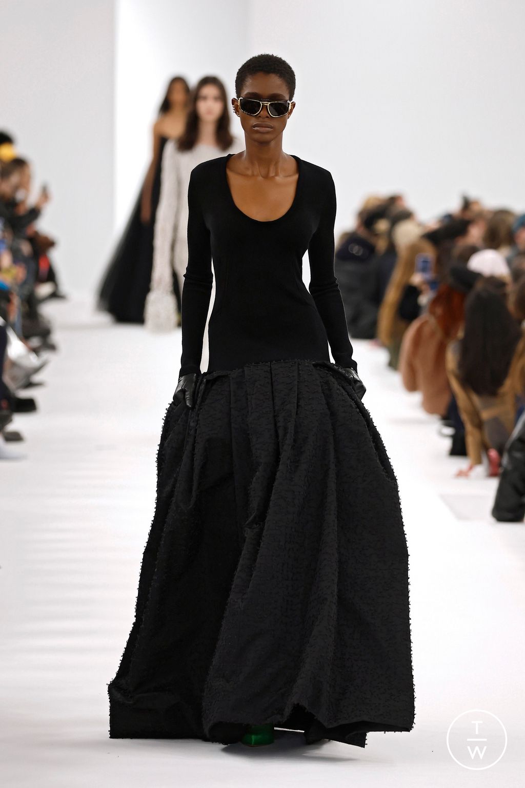 Fashion Week Paris Fall/Winter 2023 look 52 de la collection Givenchy womenswear