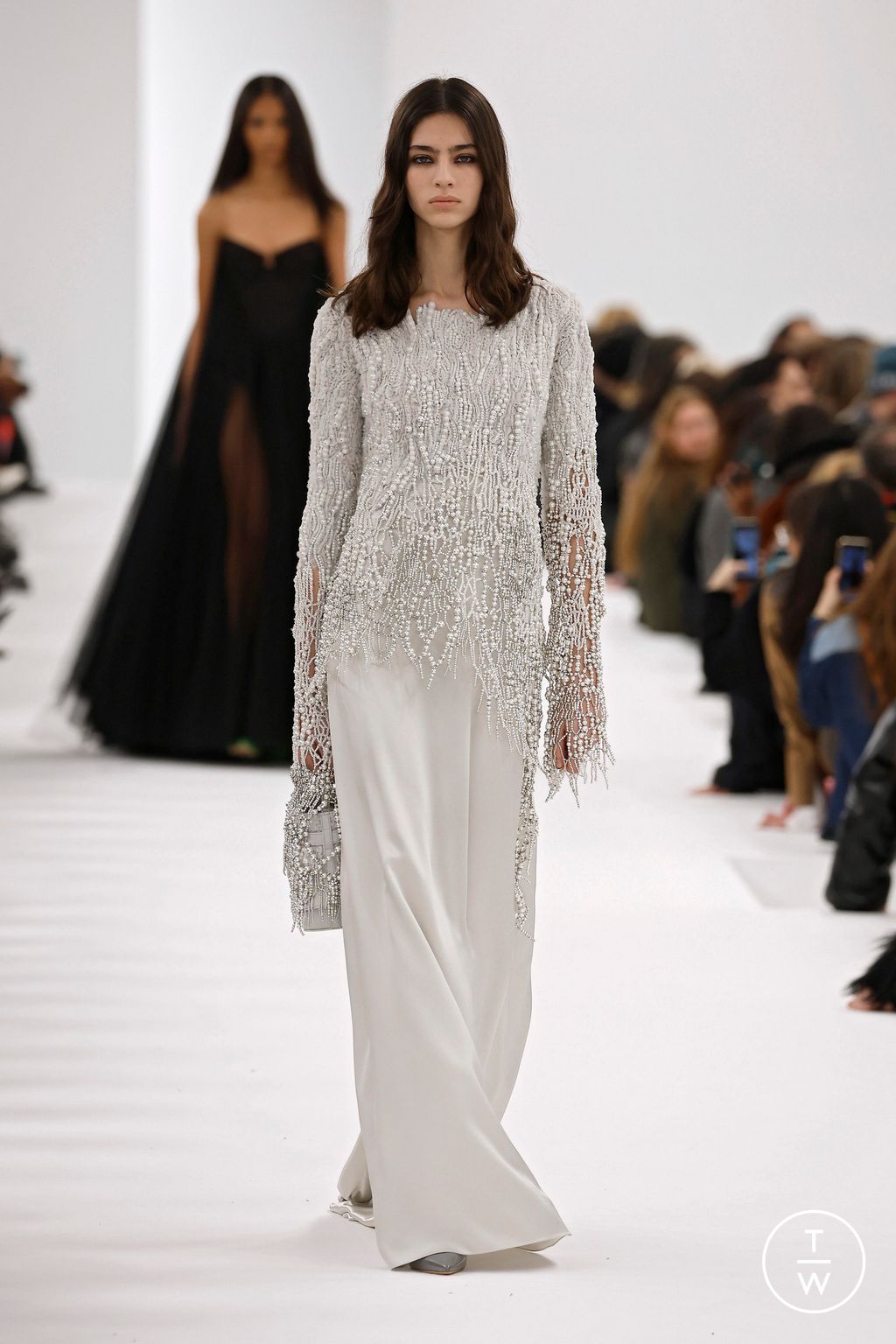 Fashion Week Paris Fall/Winter 2023 look 53 de la collection Givenchy womenswear