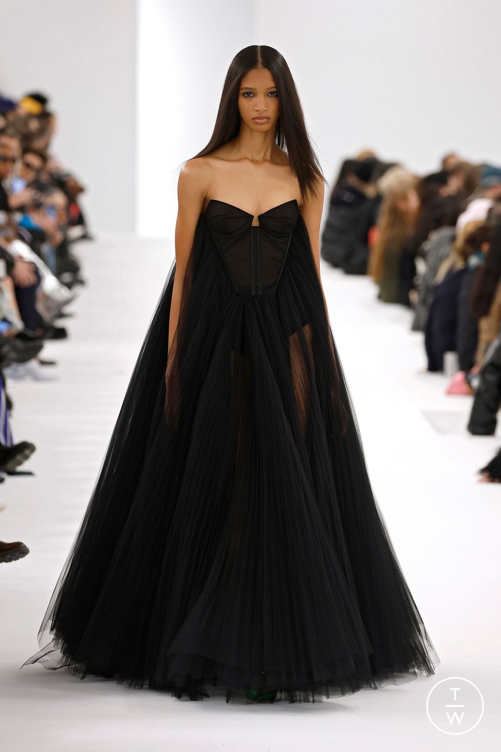 Fashion Week Paris Fall/Winter 2023 look 54 de la collection Givenchy womenswear