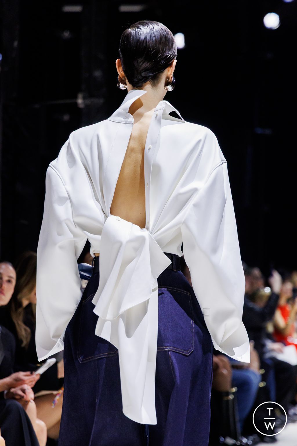 Fashion Week Paris Fall/Winter 2026 look 49 from the Givenchy collection womenswear accessories