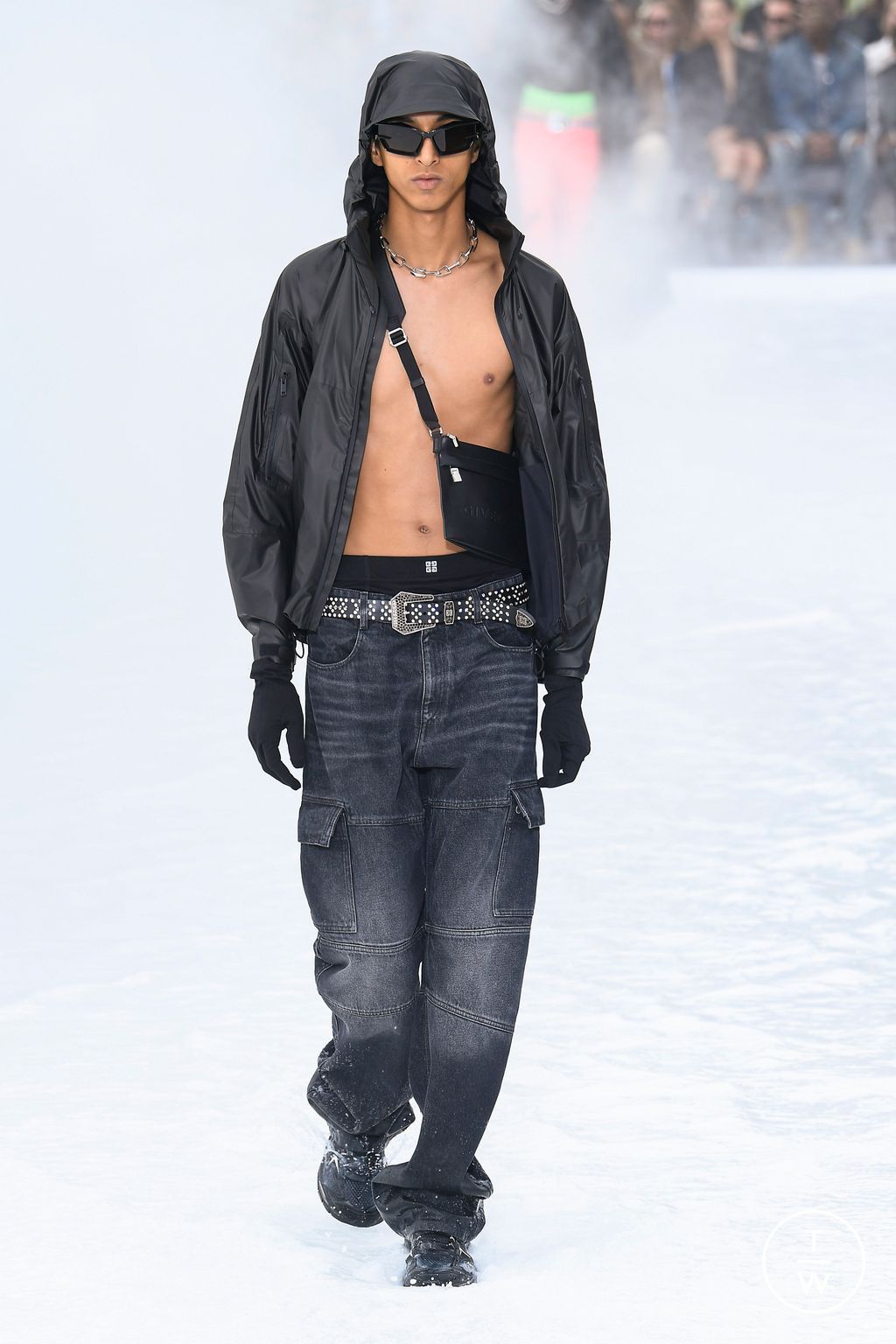 Fashion Week Paris Spring/Summer 2023 look 12 from the Givenchy collection 男装