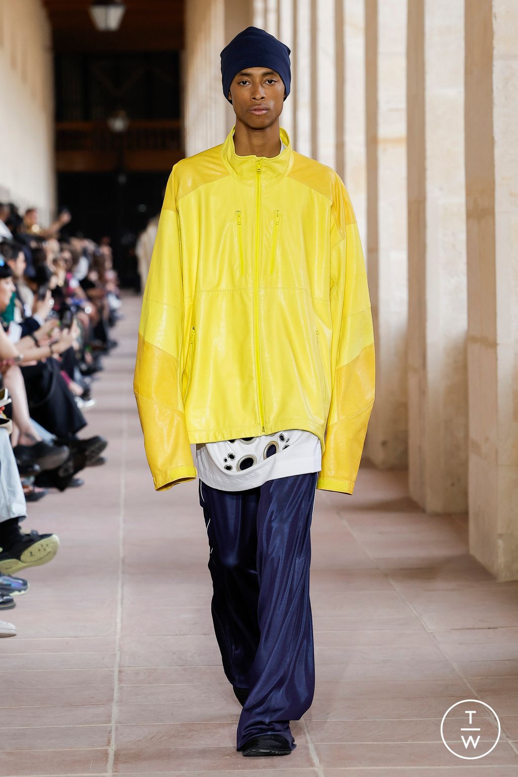 Fashion Week Paris Spring/Summer 2024 look 23 from the Givenchy collection menswear