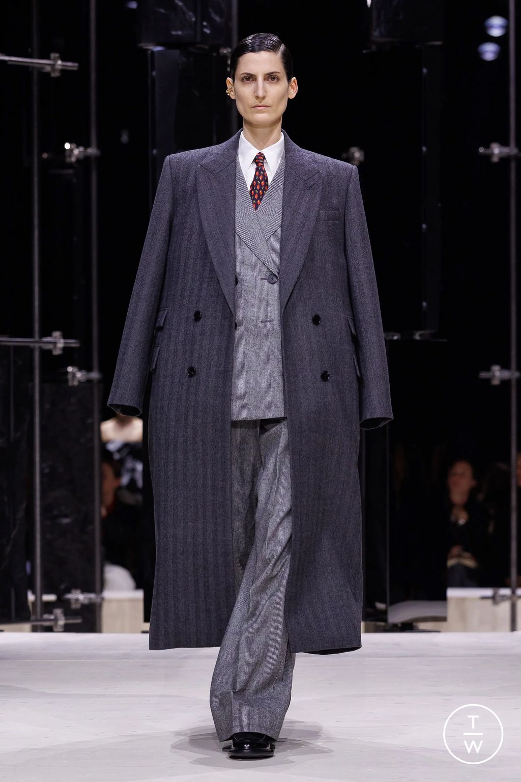 Fashion Week Paris Fall/Winter 2026 look 14 de la collection Givenchy womenswear