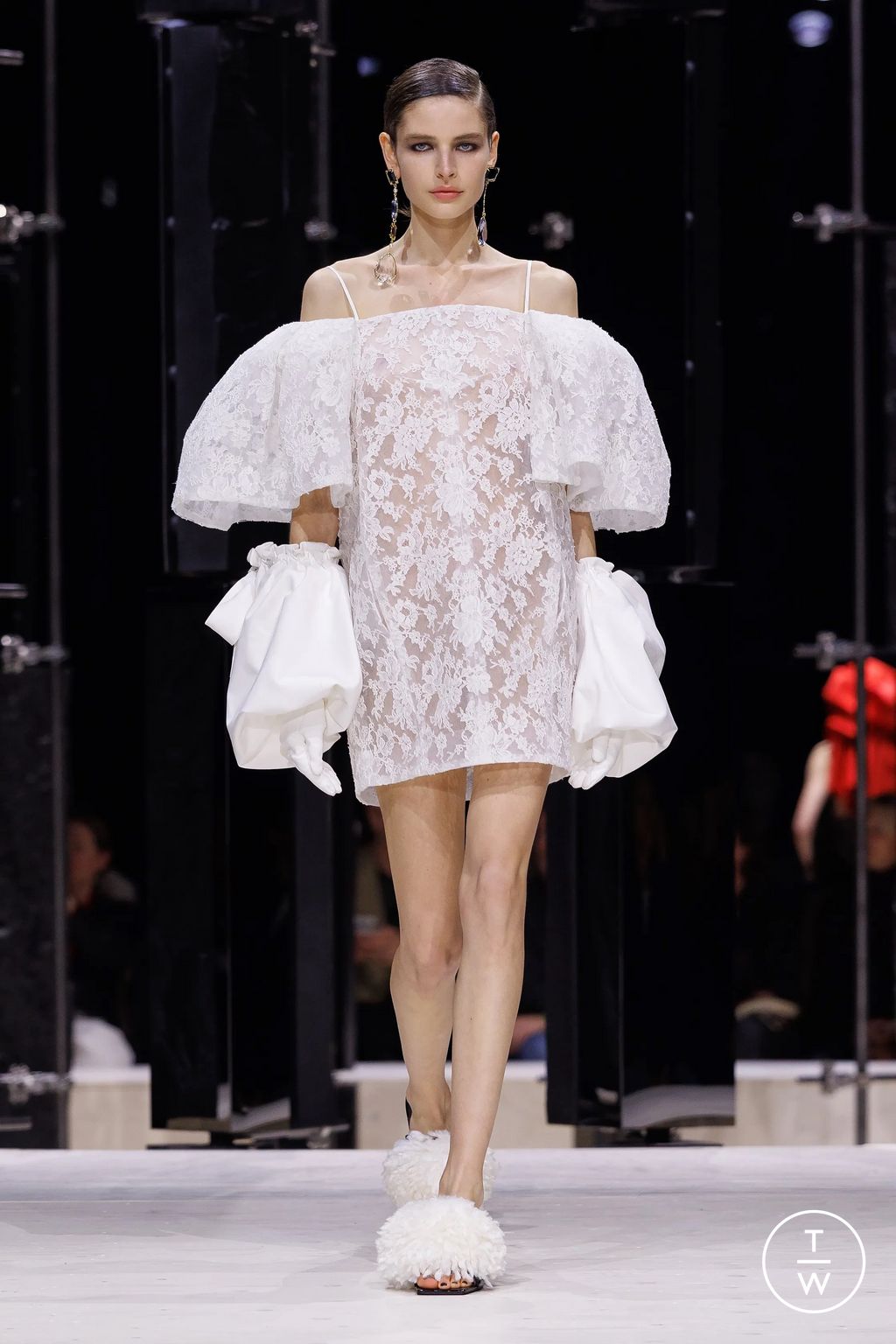 Fashion Week Paris Fall/Winter 2026 look 36 from the Givenchy collection 女装